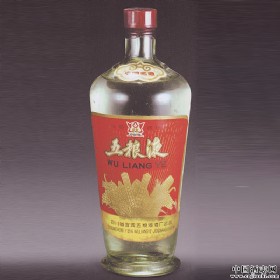 1969年中国名酒标“交杯牌”五粮液