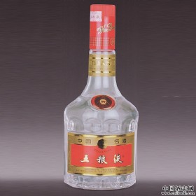 2000年多棱瓶五粮液