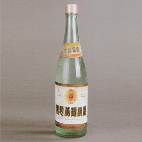 80年代初期产60度500ml特制黄鹤楼酒