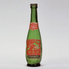 60年代产60度250ml凤凰牌西凤酒