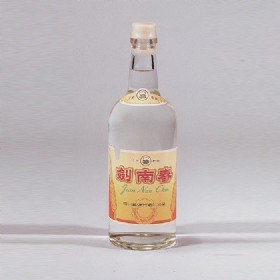 1975年60度500ml绵竹牌黄标剑南春