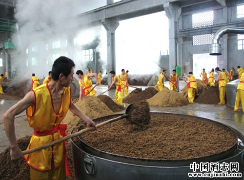 白酒酿造知识：发酵过程阶段的