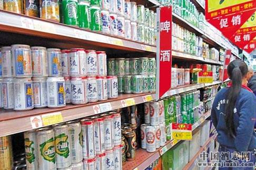 2016年国产啤酒产量4506万吨，降0.1%