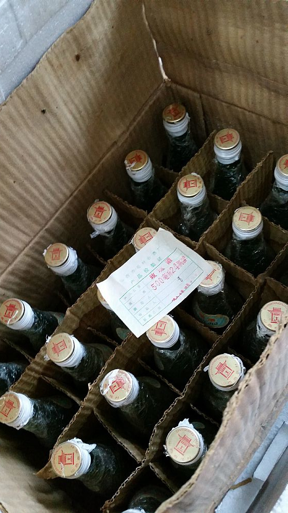 整件87年玫瑰酒